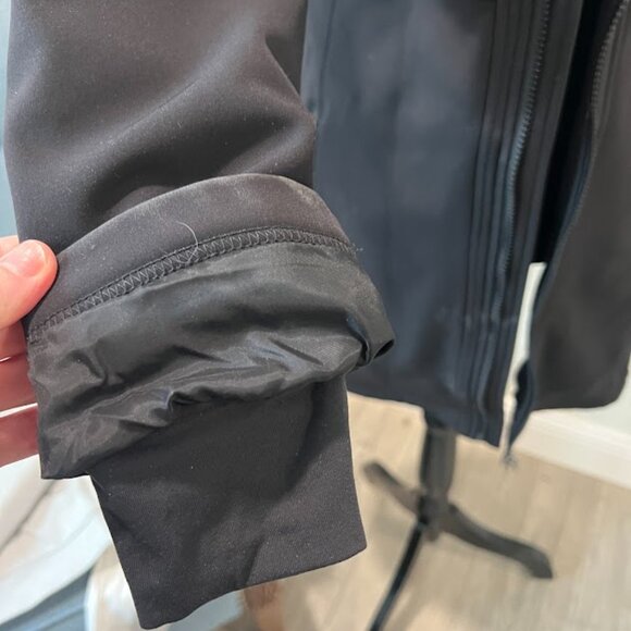 Lucy Waterproof lined Zip Coat Stretchy Tech Black, Size M - Picture 3 of 4